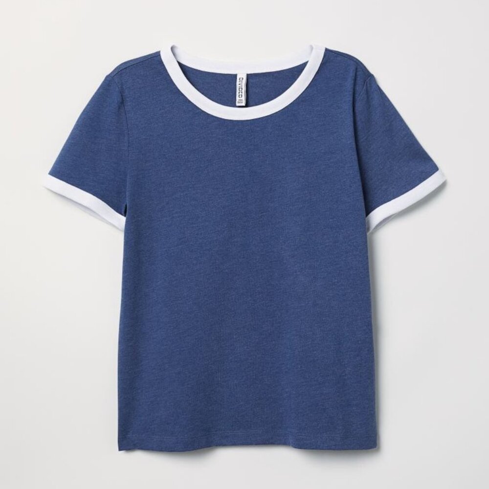Short T-shirt